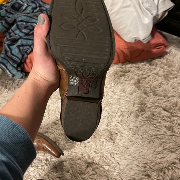 Women’s ariat dress boots - Picture 4 of 4